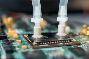 שיטות חיבור לגוף קירור עבור PCB ומדריך לבחירה